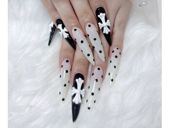ネイルリアーナ(Nail Rianna)の写真/長さ出しで爪を綺麗に見せたい、そんな方へ！自爪の長さや形にお悩みがある、綺麗なフォルムにしたい方◎