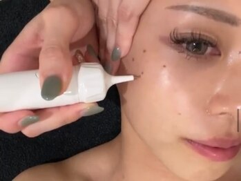 レア(Lea)/時間内シミケアし放題！