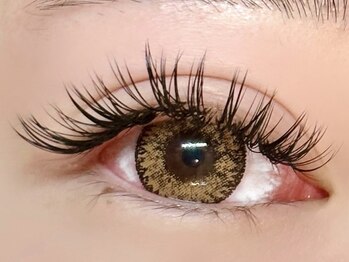 スキル アイラッシュ(SKILL eyelash)の写真/LEDマツエクで理想の目元に！華やかもナチュラルも似合わせデザイン◎
