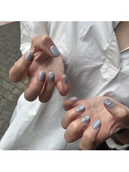 シーディーエム(cdm)の写真/シンプルで上品なデザインで指先美しく♪お仕事上派手なネイルができない方やシンプル派の方にもオススメ☆