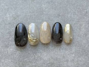 ヒアリ(HERE'Re)/8月【monthlyニュアンス】