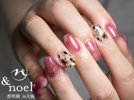 くすみカラー×ピンクネイル