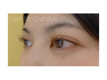 ケイリー アイラッシュ(Kaylee Eyelash)/次世代まつげパーマ