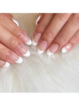 イルネイル バイ ルアナ(001..Nail by Luana.)/フレンチネイル