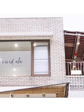 ヴィヴィッド アラ(vivid ala)/