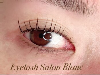 アイラッシュサロン ブラン 西新井店(Eyelash salon Blanc)/立上げパーマL字型☆韓国風束感
