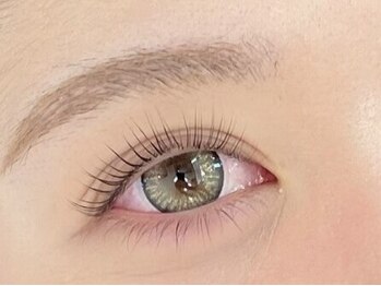 ジャンティーユ(Gentille)の写真/まつげパーマで目元の印象を華やかに♪自然な目元で大人可愛いを実現！毛先まで丸みのある仕上がり◎