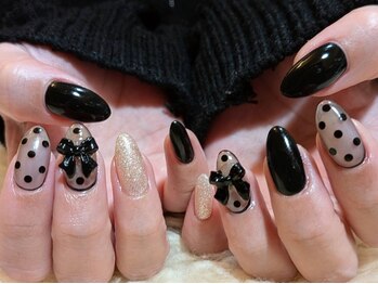 ピーナ ネイルアンドビューティー(Pina nail&beauty)の写真/トレンドデザイン多数！沢山のサンプルから選べる♪定額で続けて通いやすい◎満足度の高い仕上がり☆