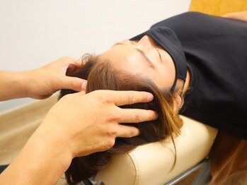 ソレゾレ(SORE-ZORE)の写真/頭痛や脳疲労の改善に最適なヘッドスパ！整体師による眼精疲労ケアで心身を整える贅沢なひとときを◎