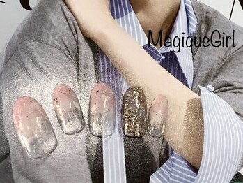 【フラワーネイル】