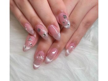 ネイルアンドアイラッシュスタジオ シュシュ(chouchou)/マググラデ・雪の結晶冬ネイル