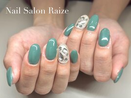 ビジューネイル/宝石ネイル