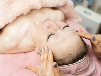 愛子の部屋の写真/肌悩みをお持ちのすべての方に◎当店自慢のダイヤモンドフェイシャルを半額でお試しいただけます♪