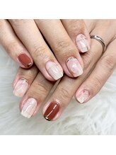 マイオティック ネイル(miotic nail)/ニュアンスチェックデザイン