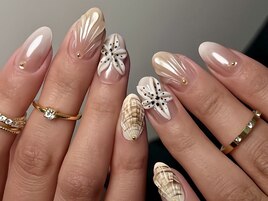 エレガントリゾート風3Dネイル