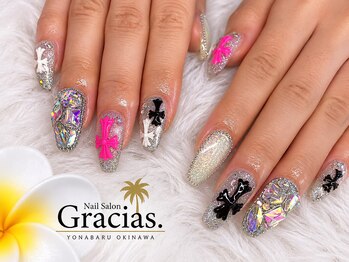 グラシアスドット(GRACIAS.)/クロス×ビジューネイル