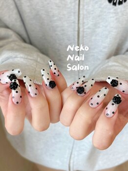 ネコ(Neko)/ドットネイル　ちゅるん　乳白色