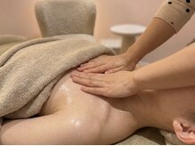 サロンムーン 赤坂(salon moon)の雰囲気(お疲れのデコルテマッサージと&頭皮韓国カッサで血流ケア付)