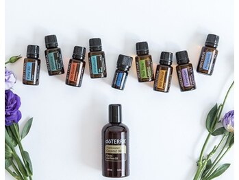 シャルヴィ シャリテ/エッセンシャルオイルマッサージ