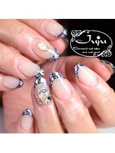 ジュジュ(Juju)/螺鈿ネイル　冬ネイル　オフィス