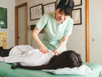 新リンパサロン 春日井朝宮の写真/【ゆがみ改善コース¥4300】リンパ療法と整体術を組み合わせた同時施術で慢性的な首・肩の辛さを根本改善◎