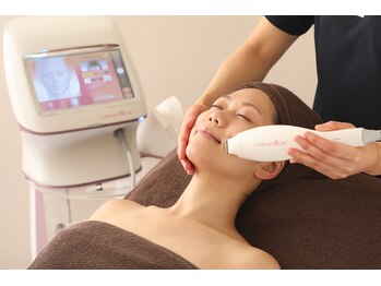 アユアラングレース/大人の肌悩みにはコンフォート!