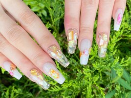★シェル埋め込みネイル★