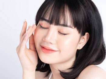 レイ 福岡天神店(Rey)の写真/完全個室の眉毛専門店【毛流れ眉毛矯正+美眉毛WAXも人気◎】トレンド眉も対応OK！パリジェンヌ同時施術可