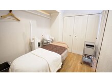 ラピス 新宿の雰囲気（半個室のお部屋での施術になります。ゆったりお過ごしください♪）