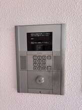 サン(san.)/インターホン