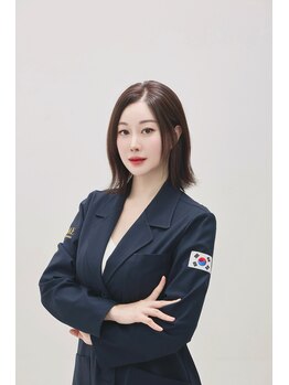 ユーエステティック(U AESTHETIC)/ ノウンソル 代表