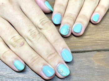 くすみカラー×ラメ