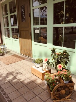 ラグ リゾート(RAG)/こちらの入り口からどうぞ