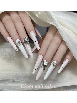 リオラネイル(Liora Nail)/長さ出し人気デザイン