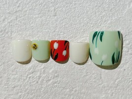 チューリップネイル