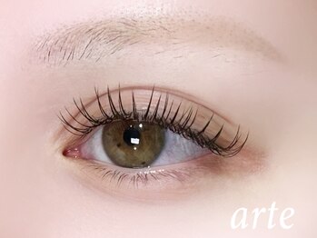 アルテ 名古屋栄店(arte)の写真/経験豊富なアイリストが目の形や雰囲気に合わせた似合わせデザインで理想の目元を叶えます◎
