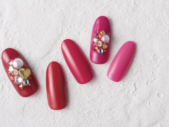 サンミーゴネイル 神戸店(Sunmego Nail)/ピンク×パーツ詰込みネイル