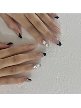 ビー 中町(bii)/綺麗め黒フレンチ