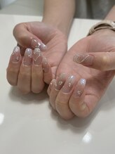 ジェンナ(Jenna)/チークネイル