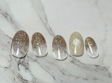 ネイルブレイク リリア(Nail Break lilia)/【初回オフ無料】ラメグラ