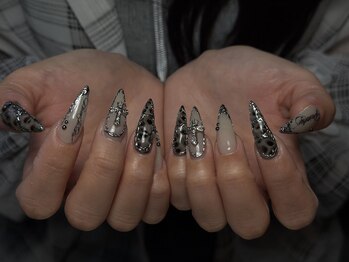 コモネイルスタジオ(CoMo Nail Studio)/