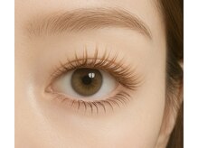サロンドシャルム(Salon de charme)の雰囲気（特許技術メガマットボリュームラッシュはLEDと変わらない持続力）