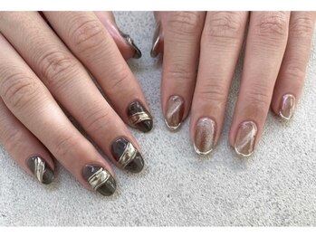 ミュゼアート(musee art)/アシメデザイン ミラーネイル