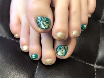 プラハネイル(+HER 美甲)/メタリックペイント