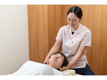 よこはま山手治療院/肩・首の施術