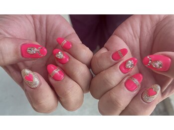 トータルビューティーステラ(TOTAL BEAUTY STELLA)/ハートネイル