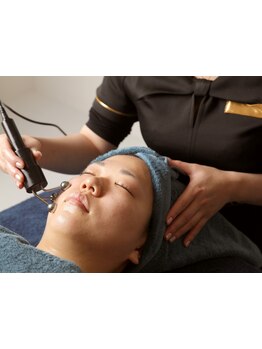 ホウレイ線・たるみ改善！予防ケア