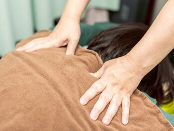 王子三丁目きつね接骨院の写真/【国家資格保有】歴18年の実績◇ガチガチ肩/猫背を根本改善!初回返金保証付の筋膜リリース整体/王子駅8分