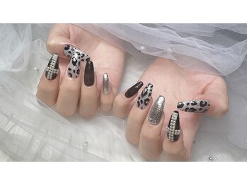 ラティエンヌ(Latienne)/