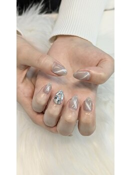 リラネイルサロン/マグネット+両手2本埋め尽くし